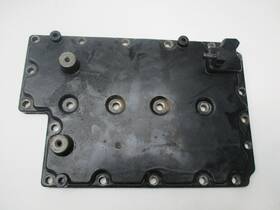 0323153 Omc 0329503 Johnson Evinrude V4 88 90 100 Hp Outer Exhaust Cover
