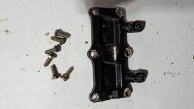 0336637 Omc Bypass Crank Case Cover 9.9/10 And 15 Hp Johnson Evinrude 2 Cyl 336637 332203