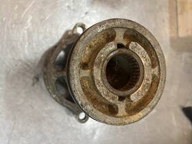 0388276 Omc Evinrude Johnson Lower Unit Bearing Carrier Housing 9.9/10-15 Hp