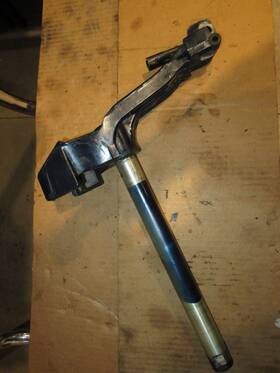 0434032 Omc Brp Johnson Evinrude Oem 1994-2001 5-8 Hp 2 Stroke Steering Bracket And Tube