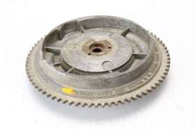 0581565 Omc 581109 581792 Johnson Evinrude 1973-1977 Flywheel 25 Hp 2 Cylinder 74t