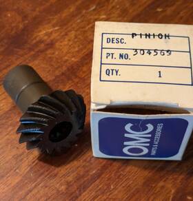 0304569 Omc 304569 New Genuine Pinion Gear Evinrude Factory Oem Marine Parts