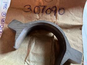 307090 Omc Shift Cradle
