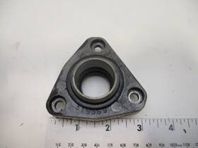 433470 Omc 319569 Evinrude Johnson 20-35 Hp Outboard Crankcase Lower End Cap 398050