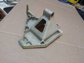 319764 Omc Used Oem Johnson Evinrude Recoil Starter Bracket Great Shape