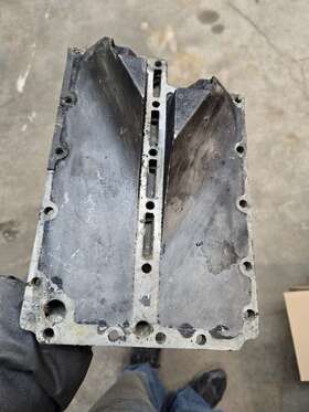 0322689 Omc 322689 Johnson Evinrude Exhuast Plate 90hp 115hp