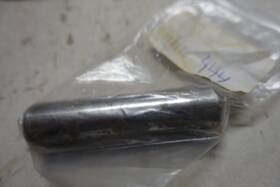 327861 Omc Genuine Evinrude Johnson Wrist Pin Oem
