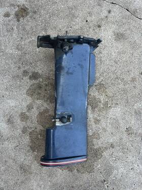 436193 Omc 339652 Evinrude Johnson Exhaust Housing Long Shaft 25 30 Hp 25hp 30hp