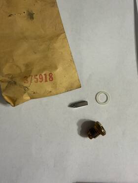 375918 Omc Needle And Seat Assembly Nos Nla