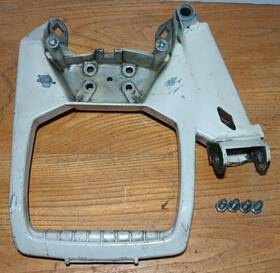 380184 Omc Johnson/evinrude 6hp Steering Bracket And Bolts