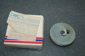 384772 Omc Nos Genuine Pulley Starter New Old Stock Evinrude Factory Oem Parts