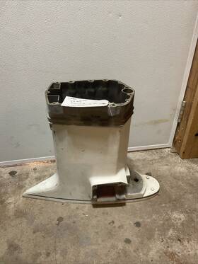 435432 Omc 392170 Genuine Oem Used Johnson Evinrude Exhaust Housing Freshwater Ff-bott