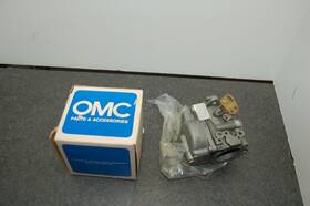 394813 Omc 394812 New Genuine Top Or Bottom Carburetor 70 75 Hp Evinrude 1983-1985 Oem