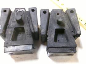 434632 Omc Evinrude Johnson Brp Lower Rubber Mounts Outboard Boat Motor