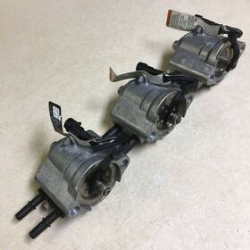 5009208 Omc Evinrude Johnson Rail Of A Set 3 Fuel Injectors