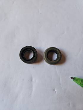 0550684 Omc 550684 Johnson Evinrude Oem 2 For 23 Nos Omc12