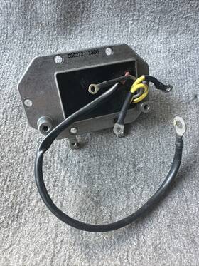 586272 Omc Genuine Used Johnson Evinrude Water Cooled Rectifier Regulator