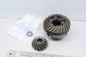 0987671 Omc 987671 Nos Oem Genuine Johnson/evinrude Gear Set And Nut