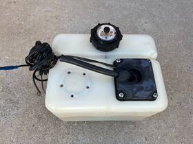Gb644513413 Omc 175529 Evinrude Johnson Outboard 1.8 Gallon Remote Oil Tank 0175529