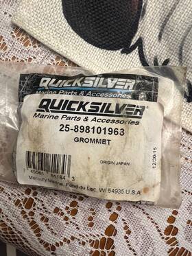 25-898101963 Quicksilver Grommet