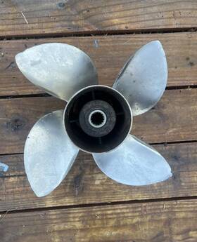 0176575 Renegade Offshore 176575 Oem Johnson Evinrude 4 Blade Ss 14 X 17 Propeller Prop