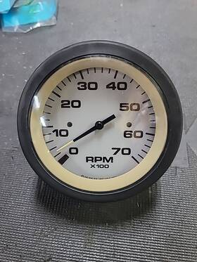 59703 Sierra International Sahara O/b And 4-stroke Gas Engines 0-7000 Rpm Gauge