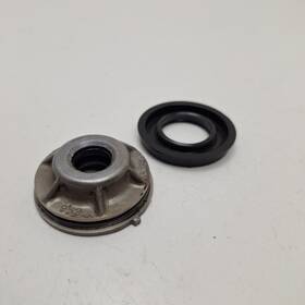 11431-95300 Suzuki 09283-30077 1994 Dt55 Outboard Motor Crankshaft Oil Seal And Housing Oem