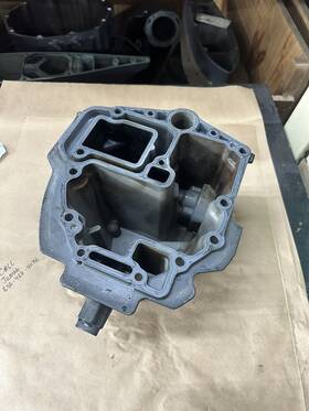 11501-87l10-0ep Suzuki Oem Df90a Oil Pan Pn# C-1