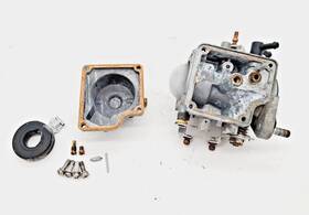 13203-956p3 Suzuki Dt85 Outboard Oem Carburetor Bottom Sonic Cleaned Parts