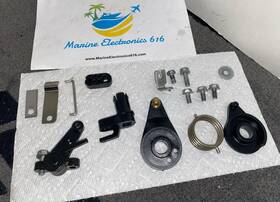 19122-87d00 Suzuki 88-00 2-stroke Dt25c Dt30c - Throttle Shift Control Levers 3 Cylinder Oem