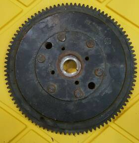 32102-95503 Suzuki 1985 Dt85 Flywheel Assembly