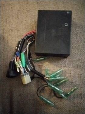 32900-95630 Suzuki Cdi Box Outboard 2s Dt75 Dt85 1988 - 2000 9563 F8t12895