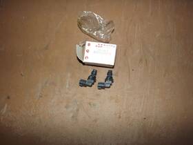 33220-64l10 Suzuki Lot Of 2 Sensor Position Oem New