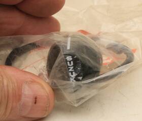 37141-94450 Suzuki Genuine Outboard Motor Ignition Key