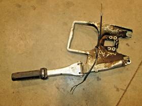 43750-93301-01j Suzuki Oem Dt 20-25 Hp 2 Stroke Tiller Handle And Bracket