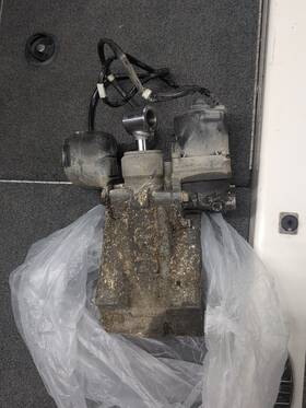 48000-93j1a-000 Suzuki Outboard Power Tilt And Trim Assembly