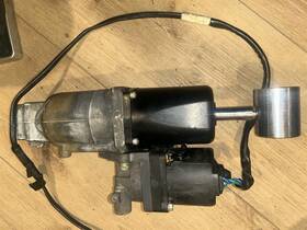 48400-90j00 Suzuki Johnson Power Trim Tilt Assembly Df70-df115 Fresh Water Tested No Drift