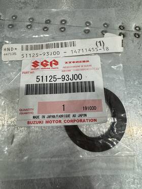 41170-d-a155-38 Suzuki 51125-93j00 #51125-93j00 Scraper. Sku