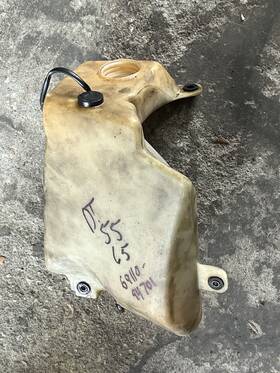 69110-94701 Suzuki Dt 55 65 Hp Oil Tank Two Stroke 1988-1997