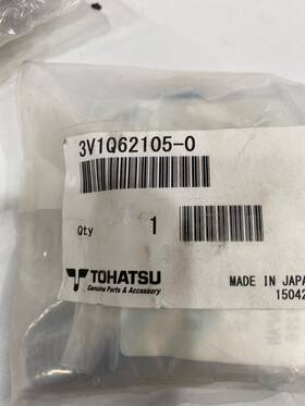 3v1q62105-0 Tohatsu New Old Stock Oem 8-9.8hp Clamp Screw With Pad& Bolt