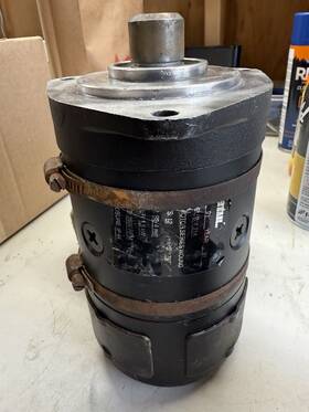B11-214 Vetus Bow Thruster Motor. Came Off A Shamrock Mackinaw Rebuilt By Professional