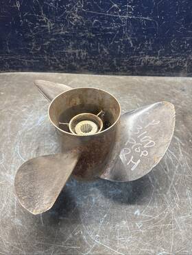 13.75x17m Yamaha Cp3100 Marine Stainless Propeller Assy 13 3/4x17m 17p Oem