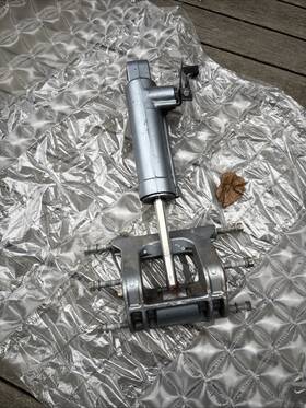 2580474 Yamaha 1992 Tilt Assist Piston For 55 Hp