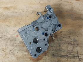 60w-13993-00-00 Yamaha 60v-13993-00-00 V6 3.3l 225 250 300 Hpdi Oem Starboard Control Rack Cover