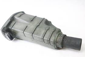 62y-14711-00-5b Yamaha Oem 95-2004 F50 T50 50hp Outboard Muffler 1