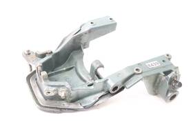 648-44518-00-94 Yamaha 1984-1997 25 30 Hp Outboard Bracket Comp