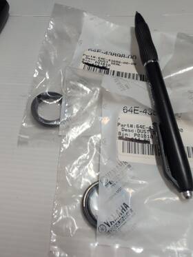 64e-43898-09-00 Yamaha 64e-43898-00 2qty Dust Seals Oem Ya2