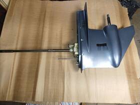 64p-45300-11-8d Yamaha 2004-2014 150hp 4 Str. Lh Counter Rot. 25 Inch Xl Shaft Lower Unit Gear Case