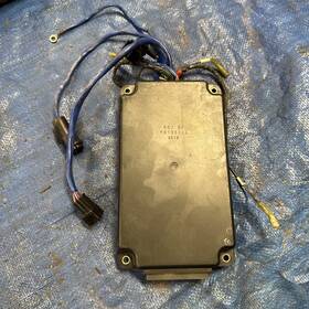 F8t33772 Yamaha 65j-01 2001-2003 225-250hp Cdi Unit Assembly Two Stoke 9824