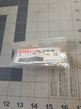 65l-14159-00 Yamaha 5 New Genuine Fuel Pump Clip